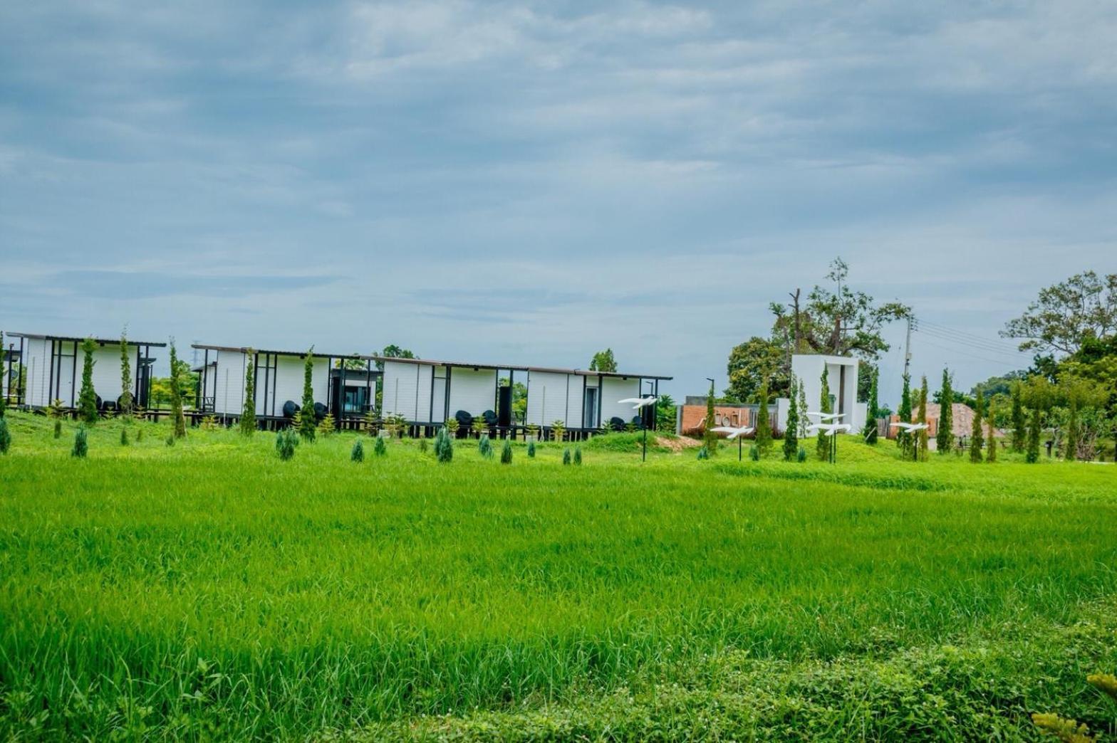 Mae On Village Resort Roi Et Exterior foto